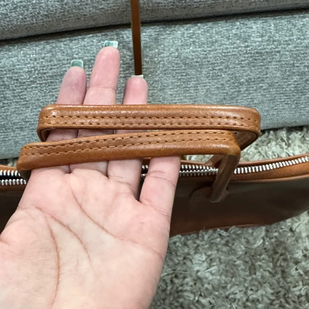 Elegant Brown Men's briefcase